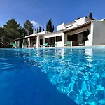 Bellevue With Pool By Homing ヴィラ