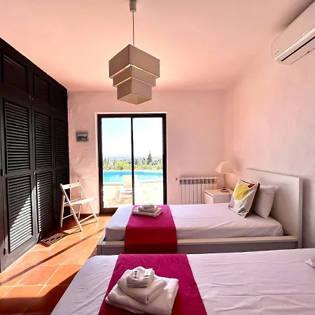 Bellevue With Pool By Homing Portimão