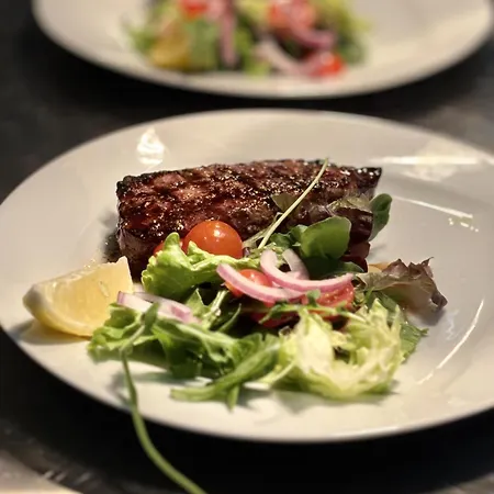 Bellevue With Pool By Homing 빌라 *