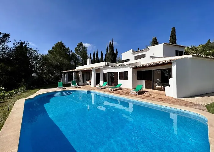 빌라 Bellevue With Pool By Homing