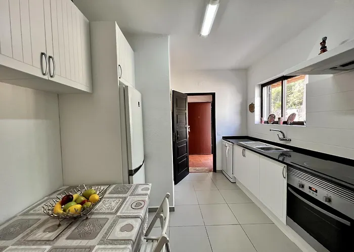 Bellevue With Pool By Homing *